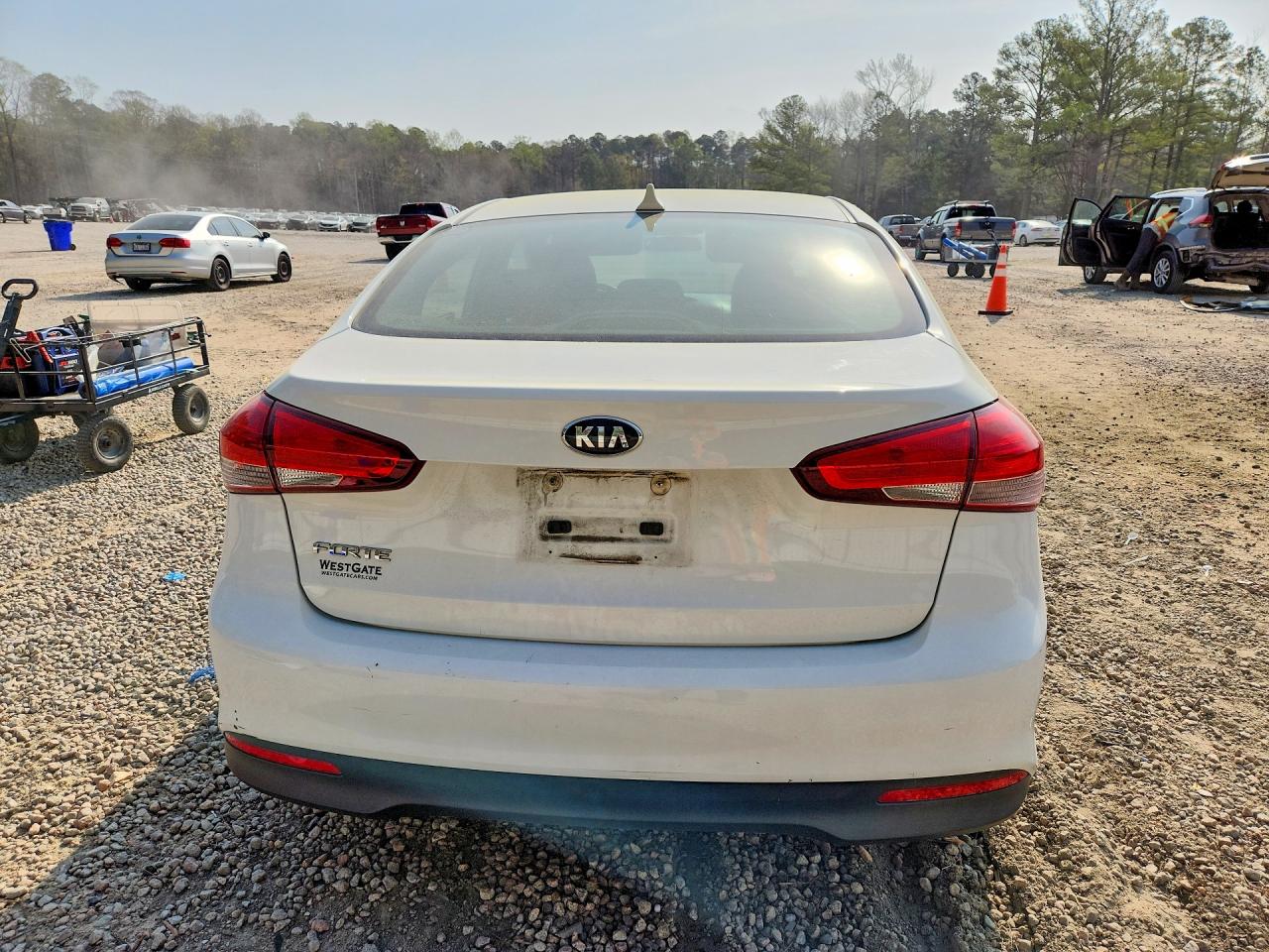 2018 KIA FORTE LX photo 11
