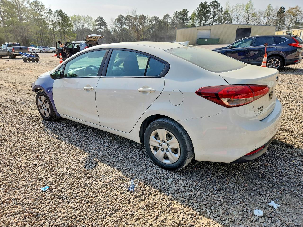 2018 KIA FORTE LX photo 3
