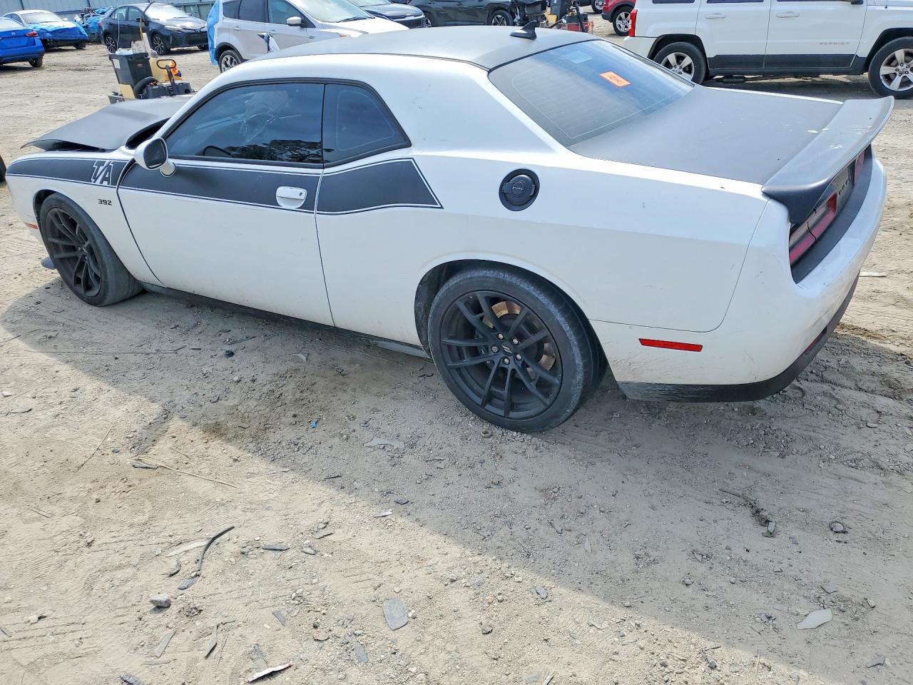 2023 DODGE CHALLENGER R photo 3