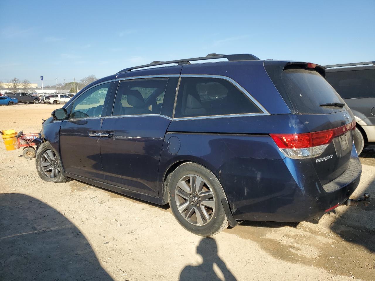 2014 HONDA ODYSSEY TOURING photo 2