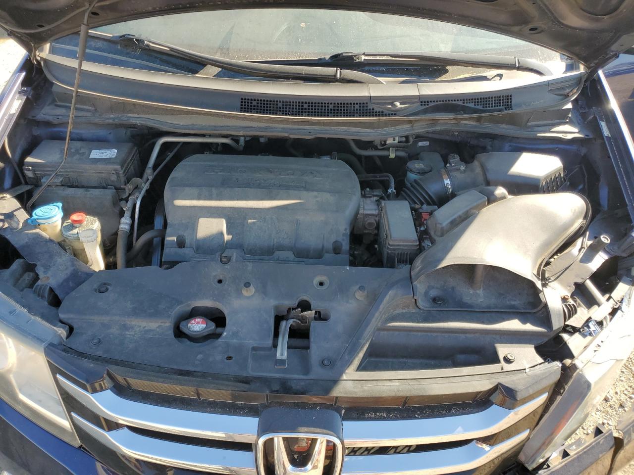 2014 HONDA ODYSSEY TOURING photo 12