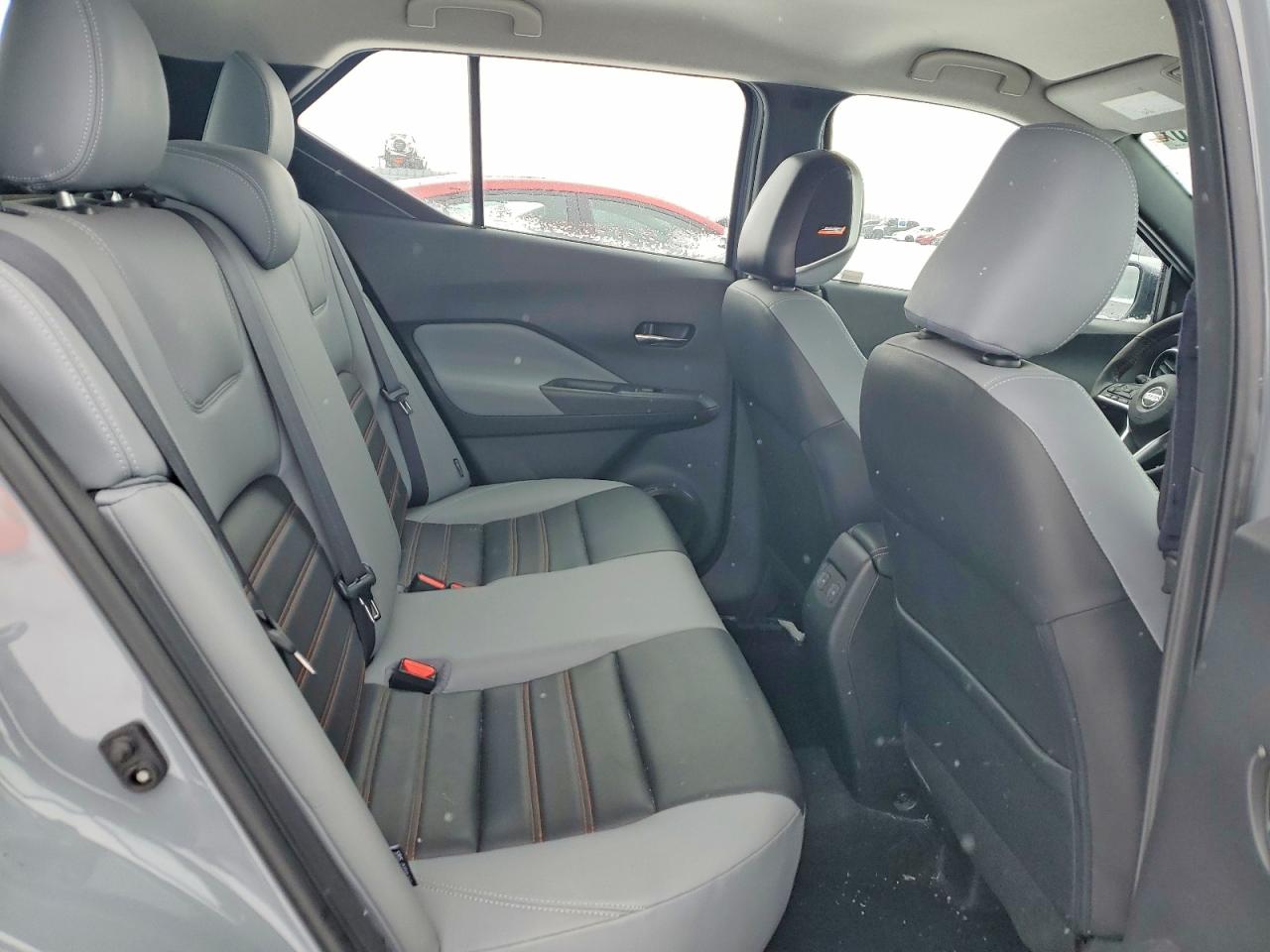 2021 NISSAN KICKS SR photo 11