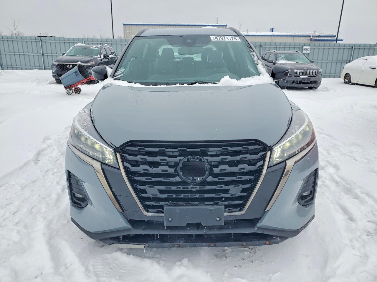 2021 NISSAN KICKS SR photo 5