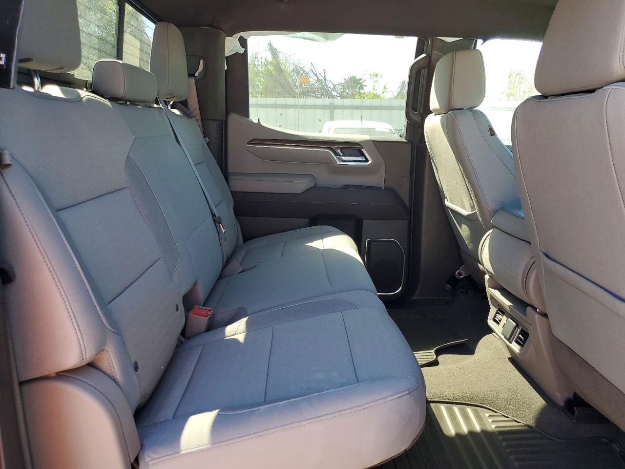 2024 CHEVROLET SILVERADO C1500 LT photo 28