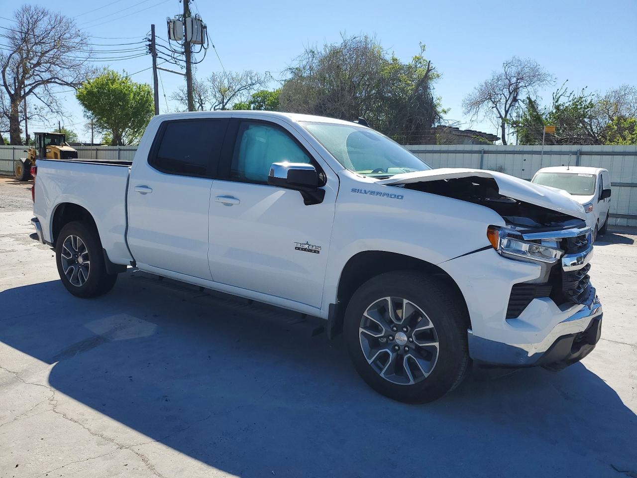2024 CHEVROLET SILVERADO C1500 LT photo 10