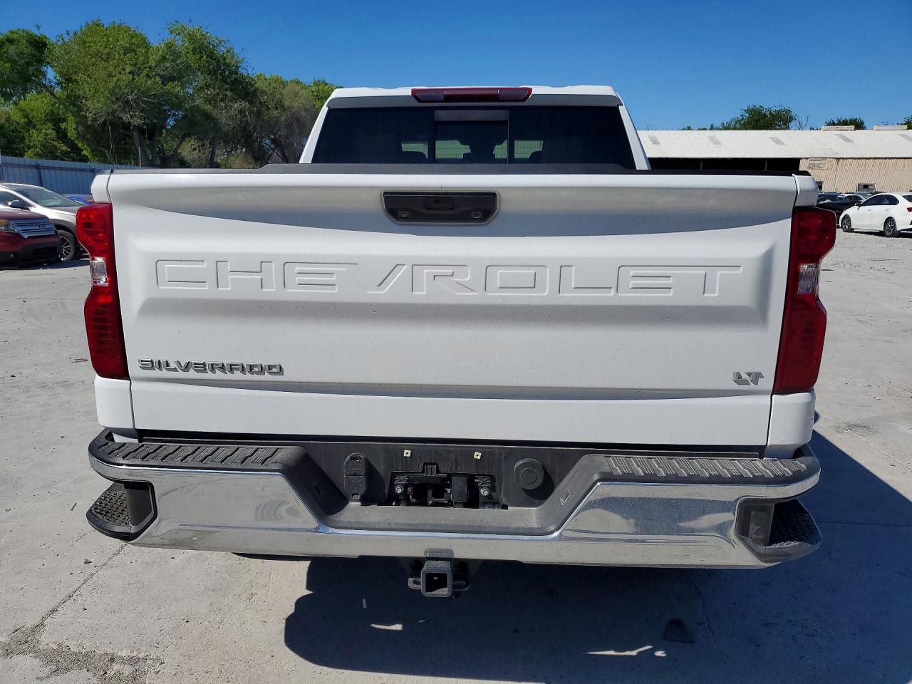 2024 CHEVROLET SILVERADO C1500 LT photo 16
