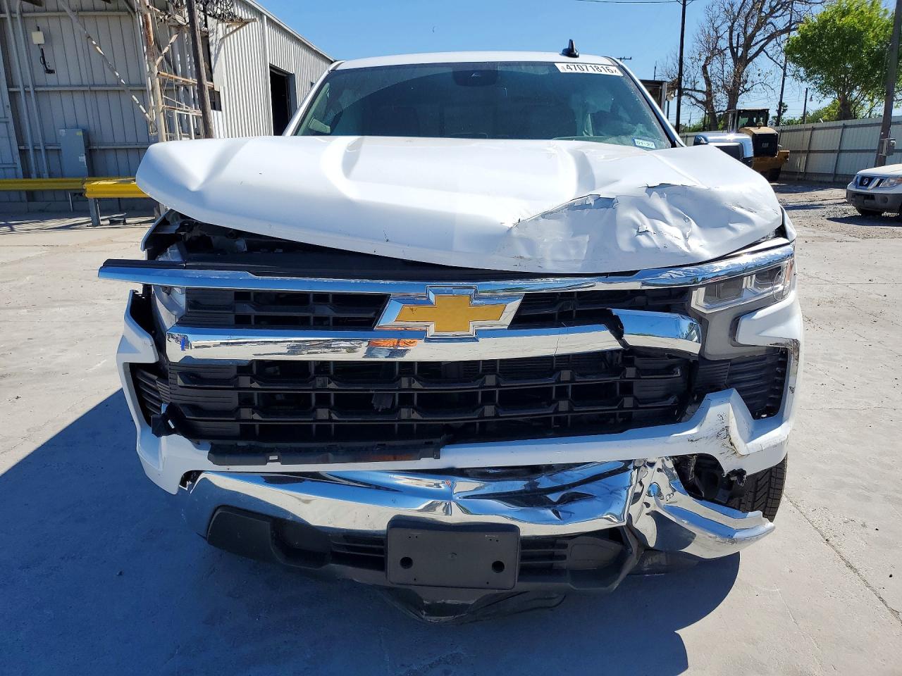 2024 CHEVROLET SILVERADO C1500 LT photo 13
