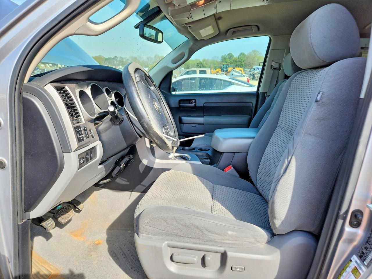 2011 TOYOTA TUNDRA GRADE photo 13