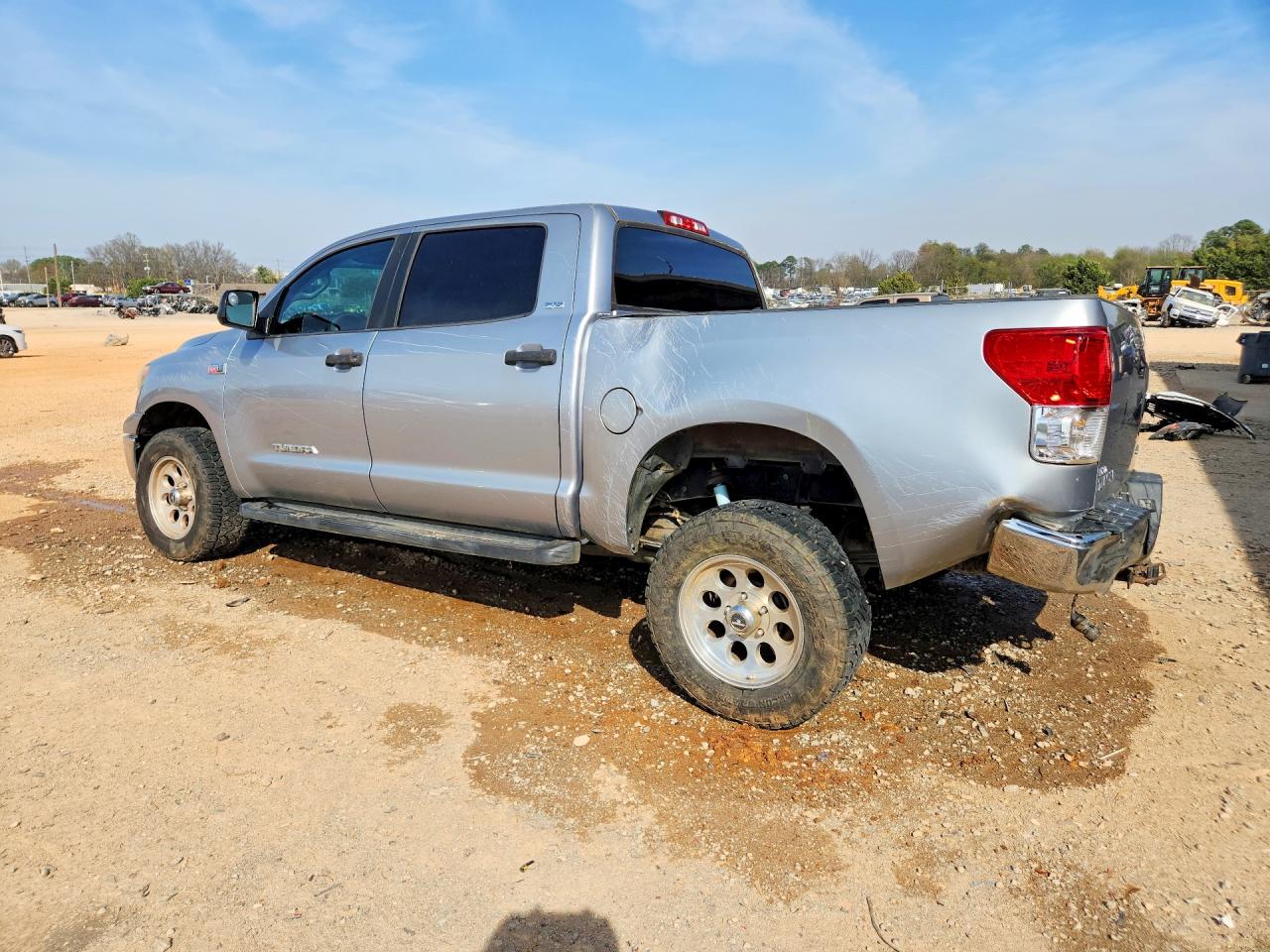 2011 TOYOTA TUNDRA GRADE photo 3