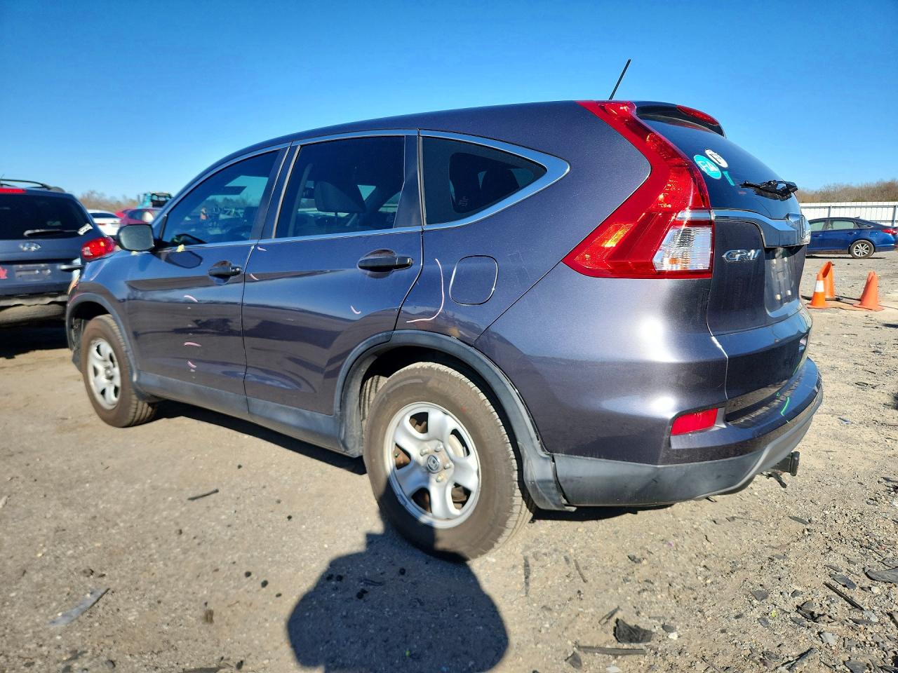 2016 HONDA CR-V LX photo 3