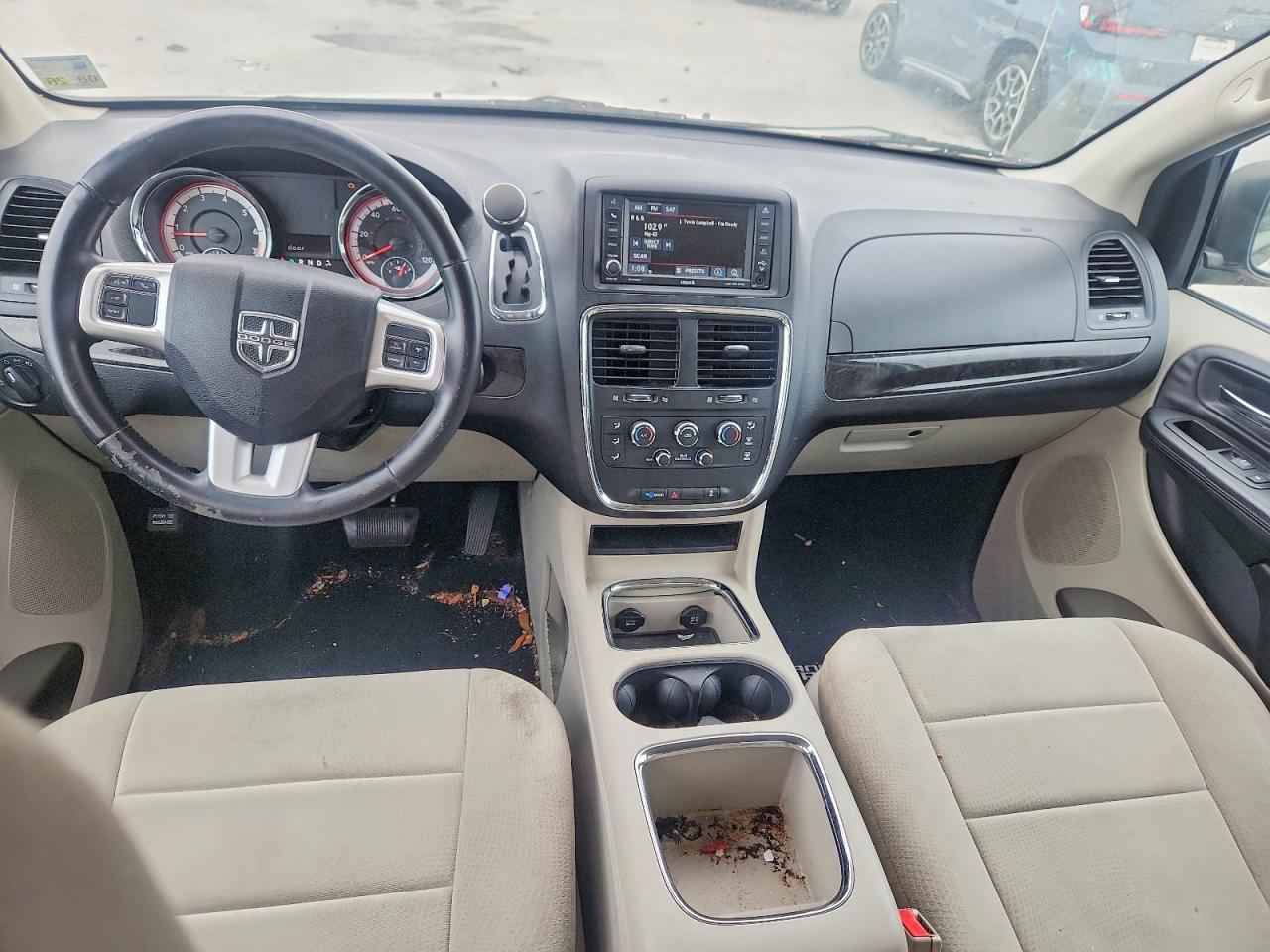 2013 DODGE GRAND CARAVAN SXT photo 8