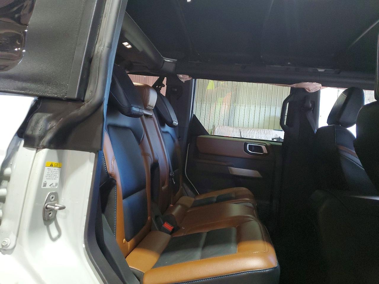 2023 FORD BRONCO BASE photo 31