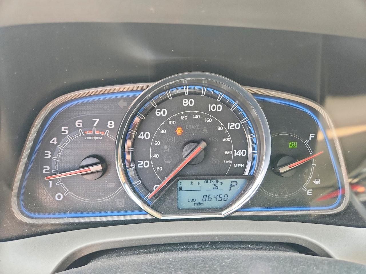 2014 TOYOTA RAV4 LIMITED photo 25