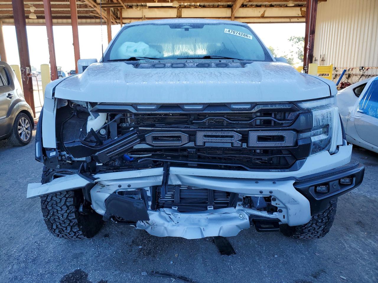 2024 FORD F150 RAPTOR photo 13
