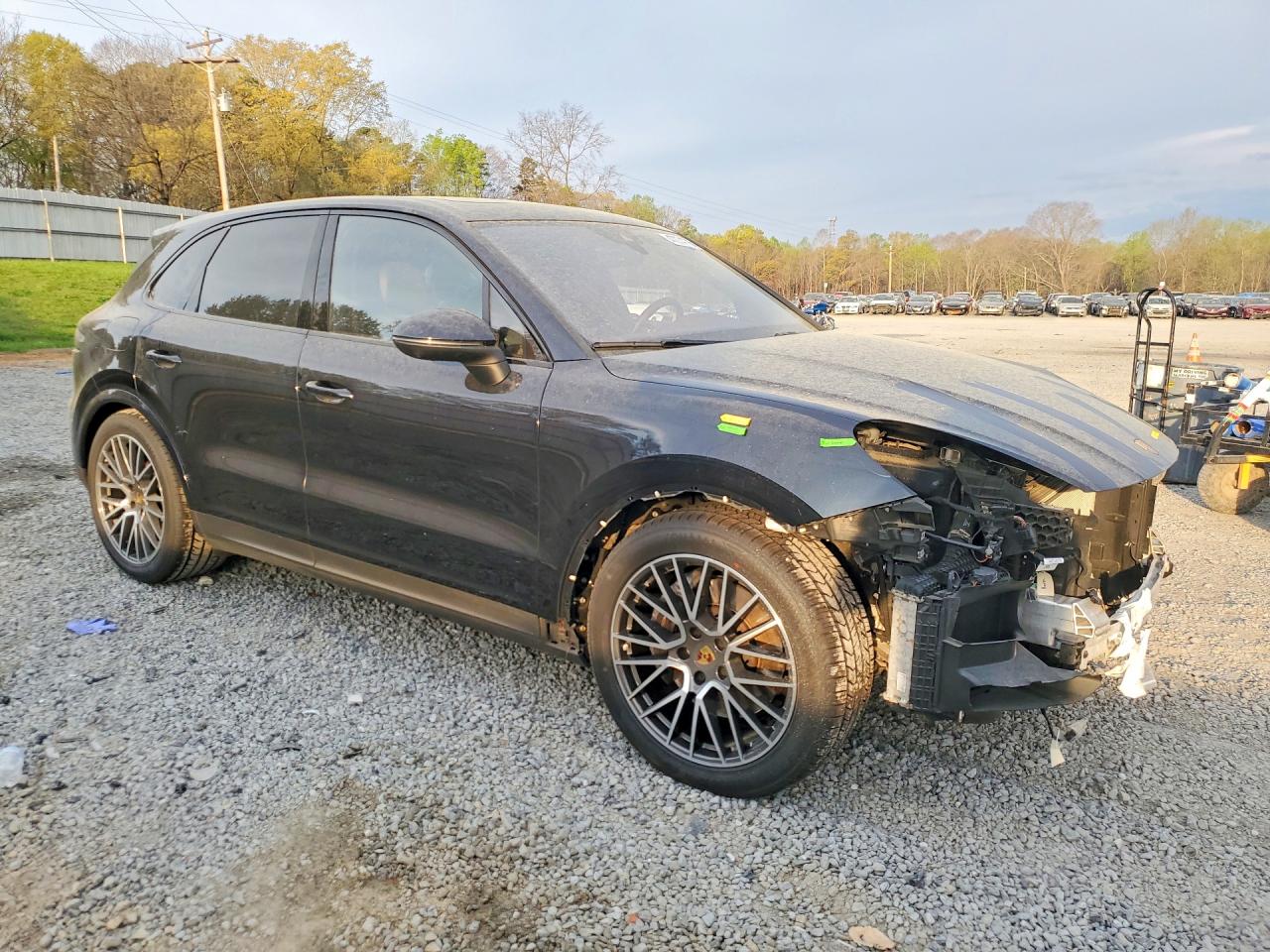 2022 PORSCHE CAYENNE photo 7