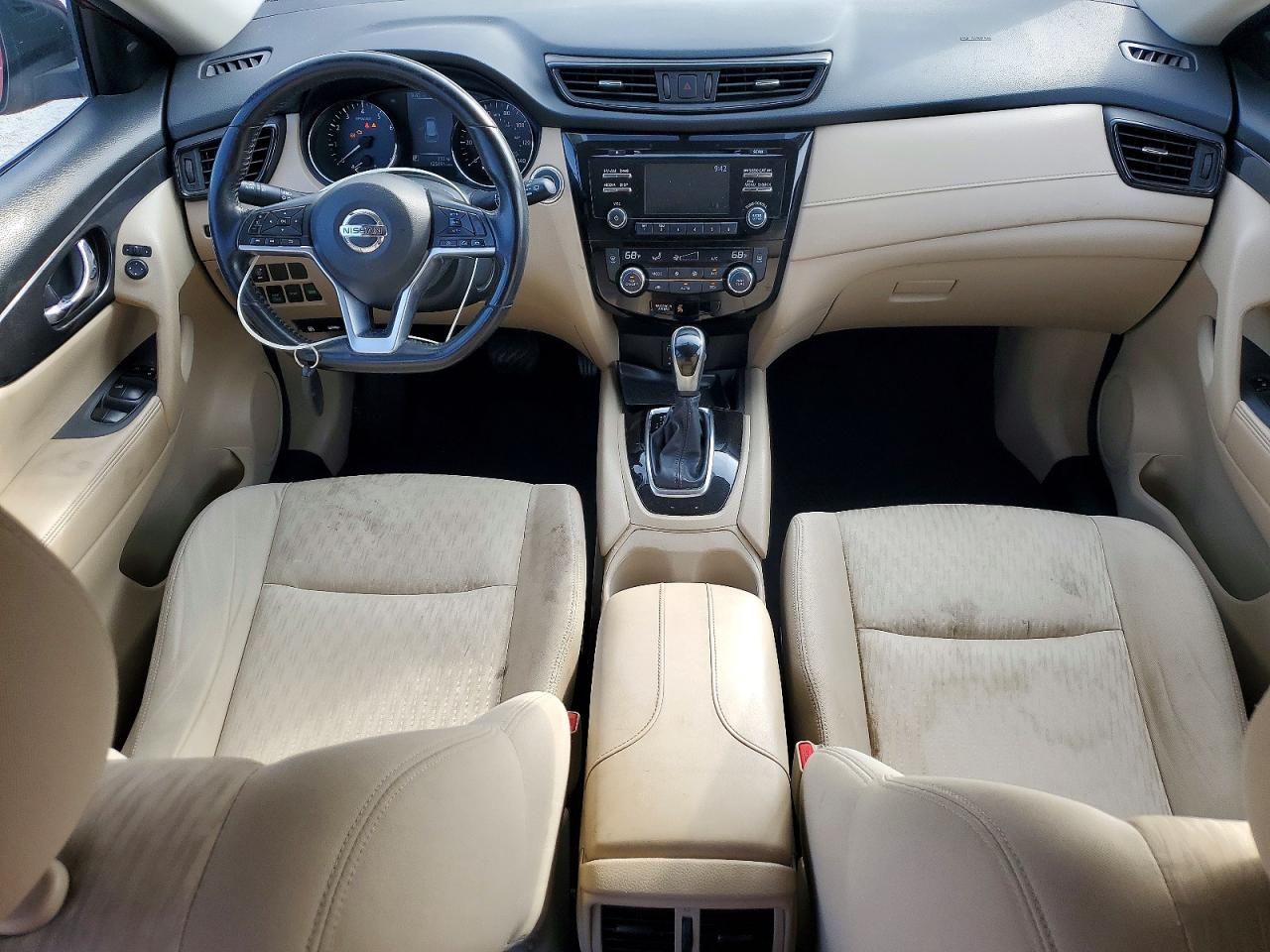 2017 NISSAN ROGUE SV photo 8