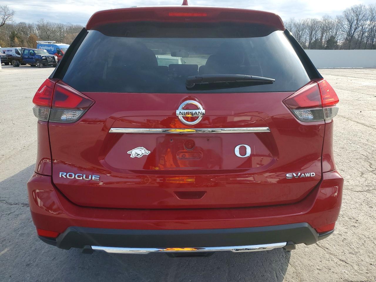 2017 NISSAN ROGUE SV photo 6