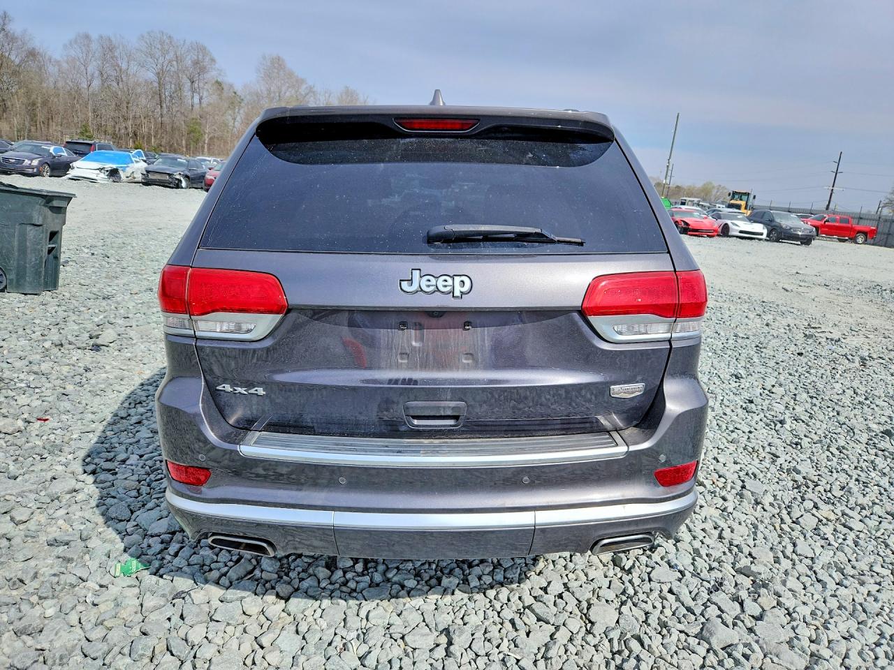 2018 JEEP GRAND CHEROKEE SUMMIT photo 11