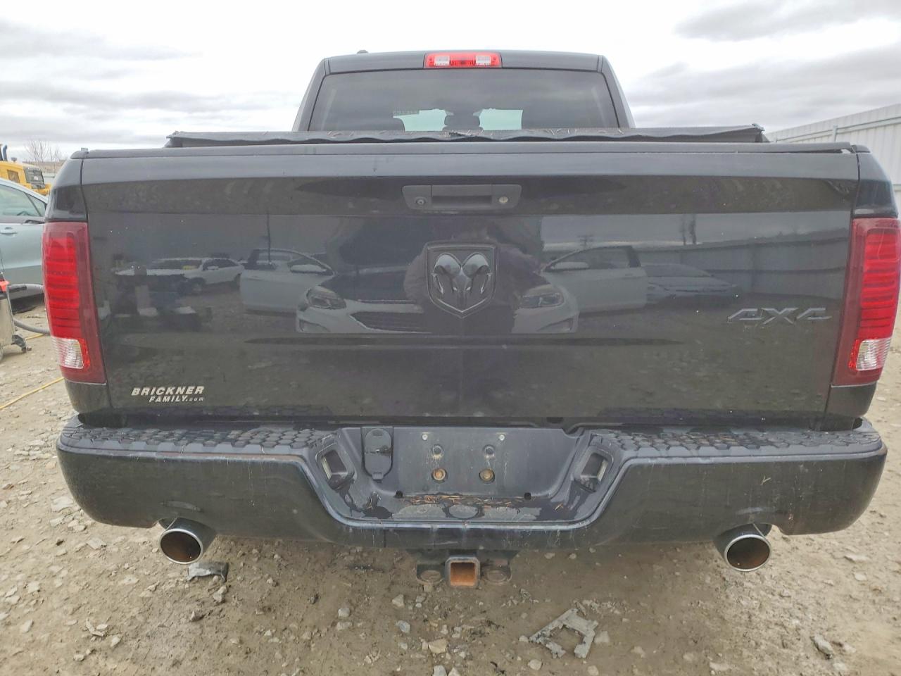 2014 RAM 1500 ST photo 6