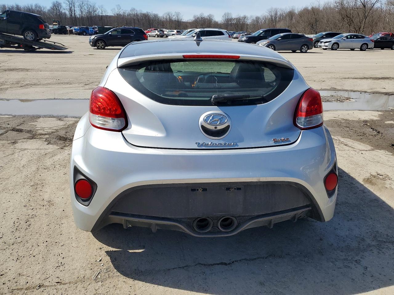 2015 HYUNDAI VELOSTER TURBO photo 6