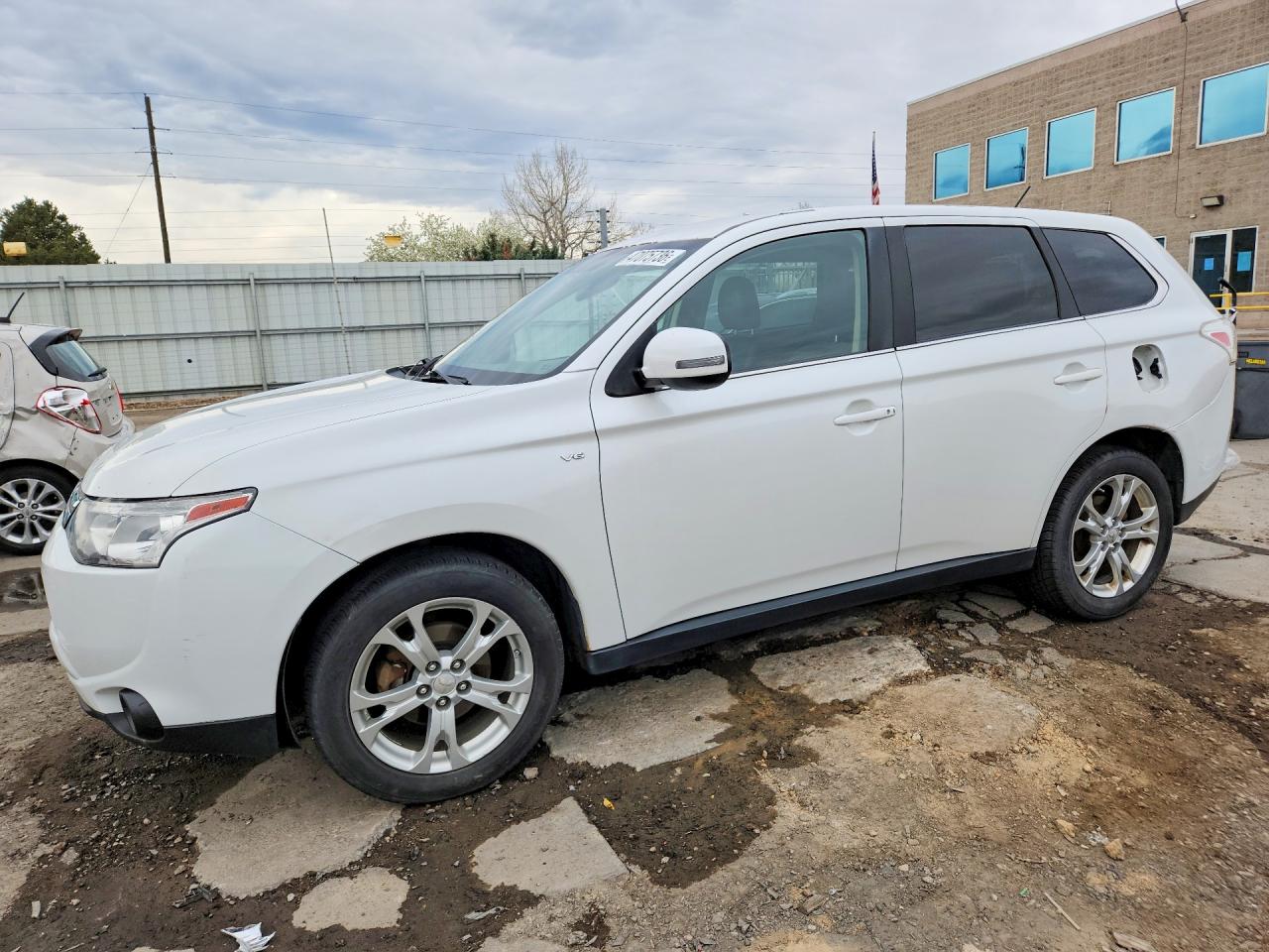 2014 MITSUBISHI OUTLANDER