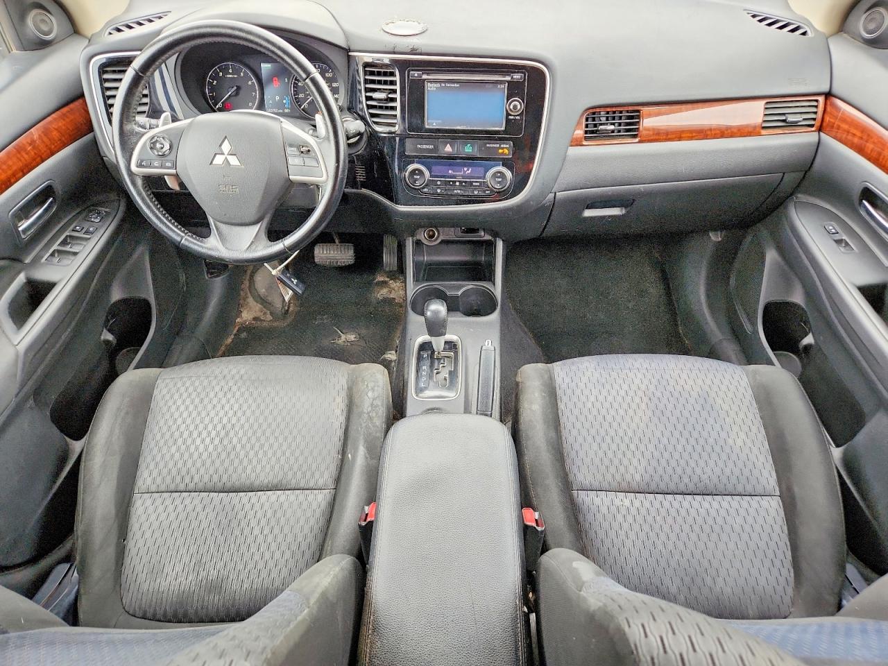 2014 MITSUBISHI OUTLANDER GT photo 15