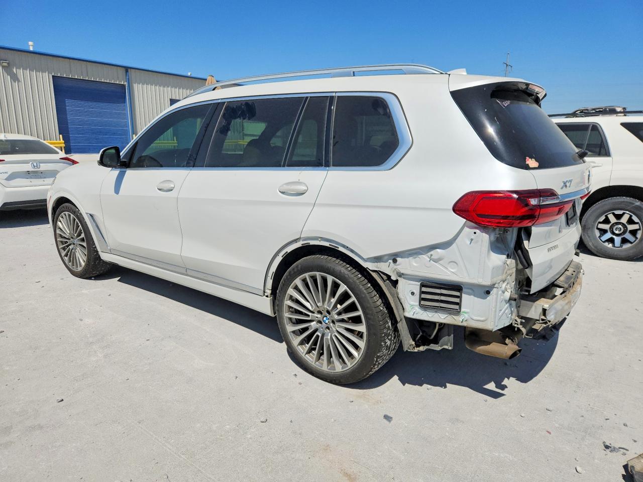 2020 BMW X7 XDRIVE40I photo 2
