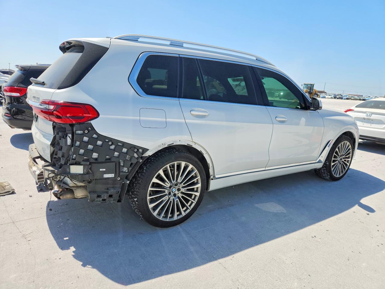 2020 BMW X7 XDRIVE40I photo 3