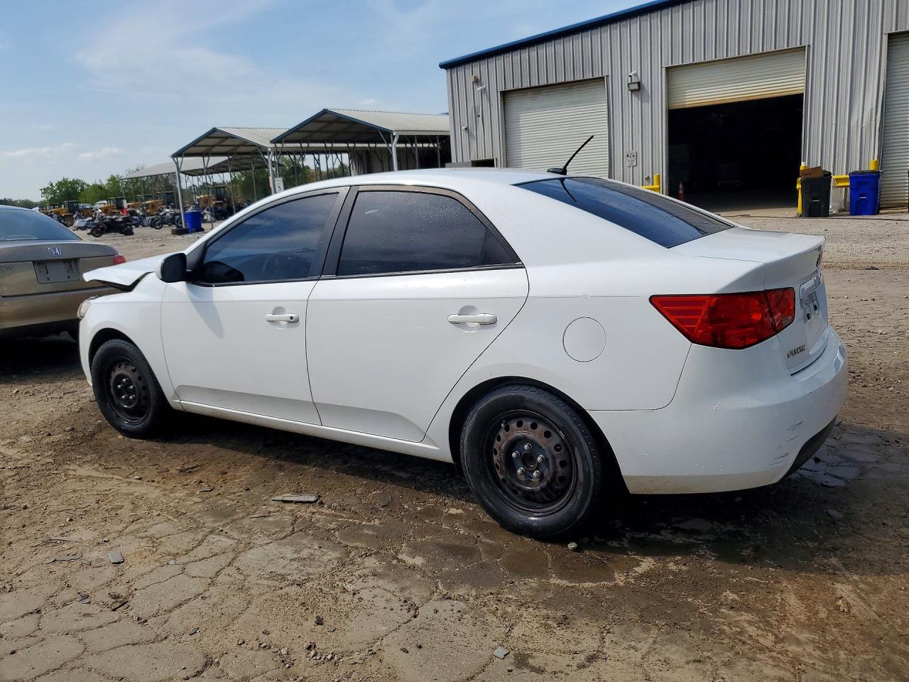 2010 KIA FORTE LX photo 4