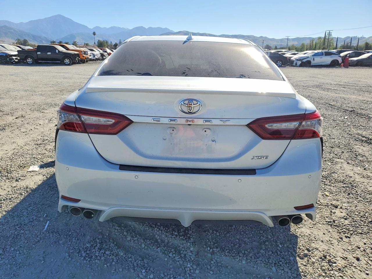 2018 TOYOTA CAMRY XSE photo 11