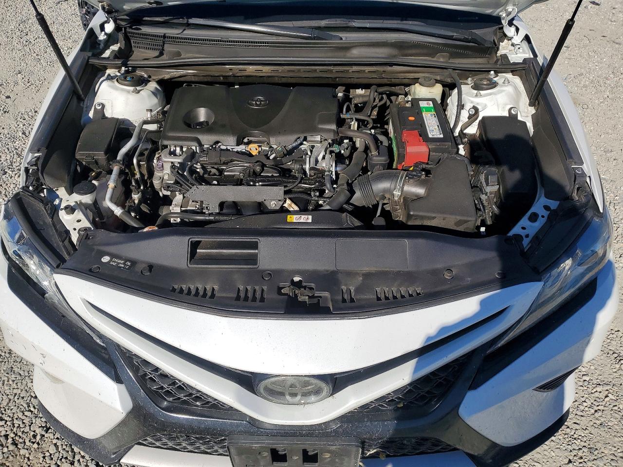 2018 TOYOTA CAMRY XSE photo 21