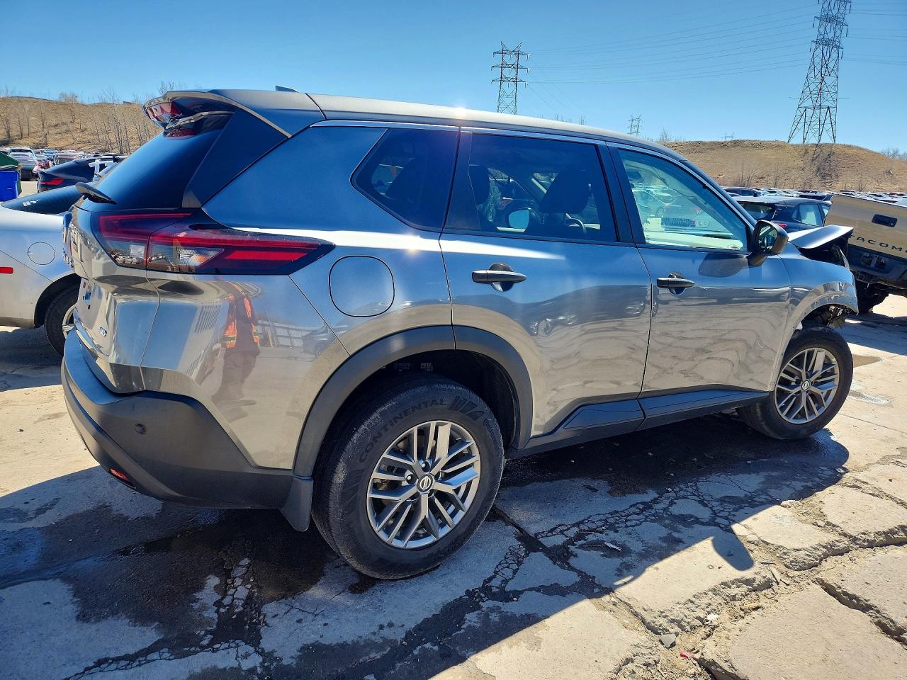 2021 NISSAN ROGUE S photo 3