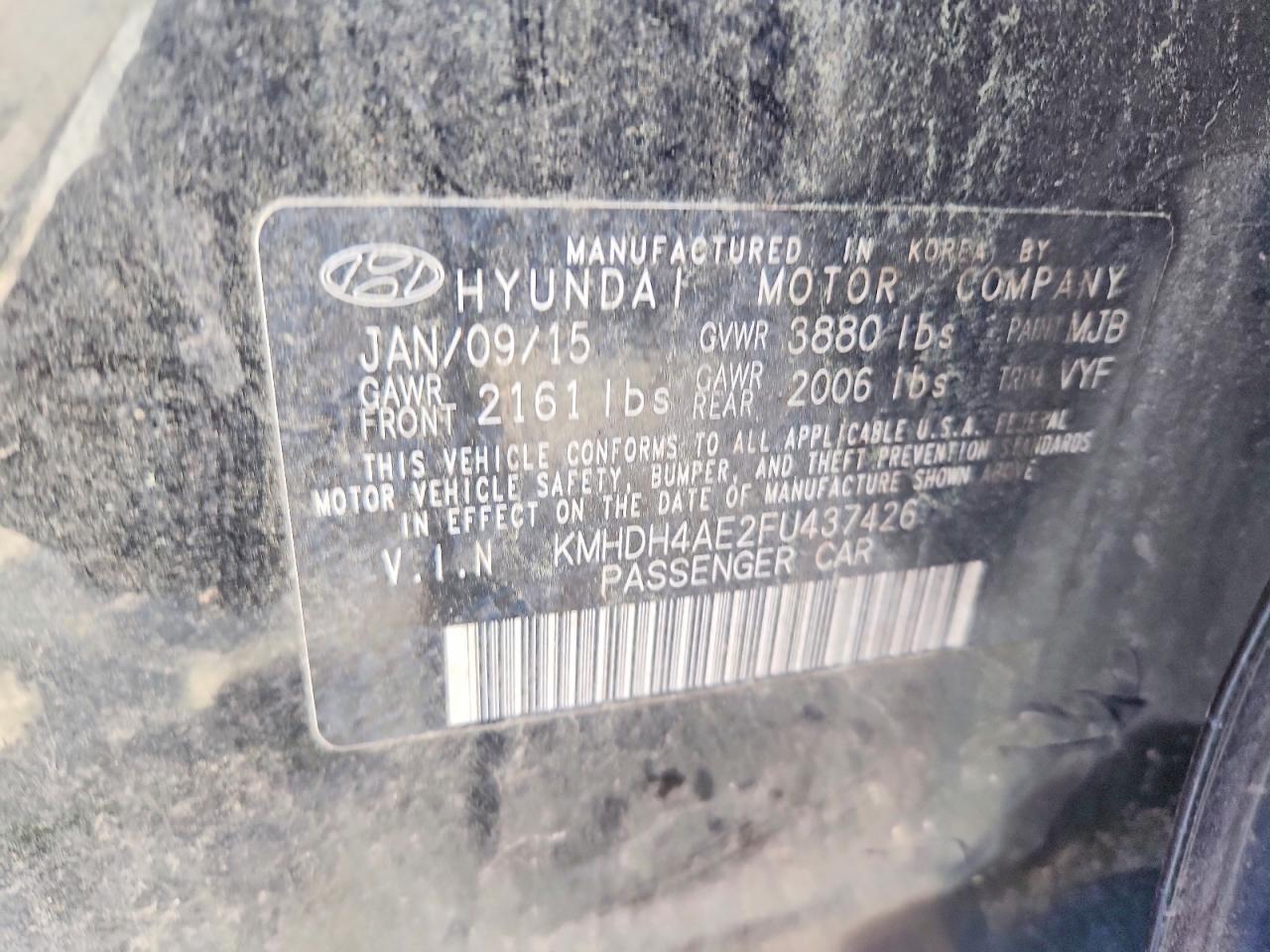 2015 HYUNDAI ELANTRA SE photo 23