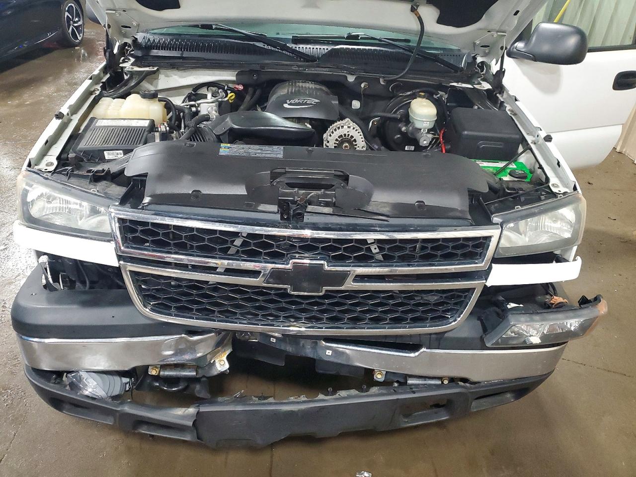 2006 CHEVROLET SILVERADO K1500 photo 11