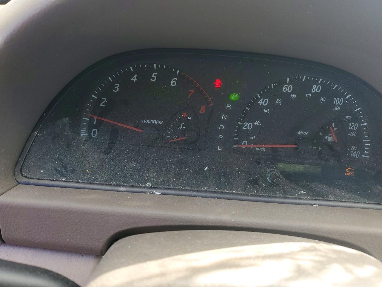 2002 TOYOTA CAMRY LE photo 17