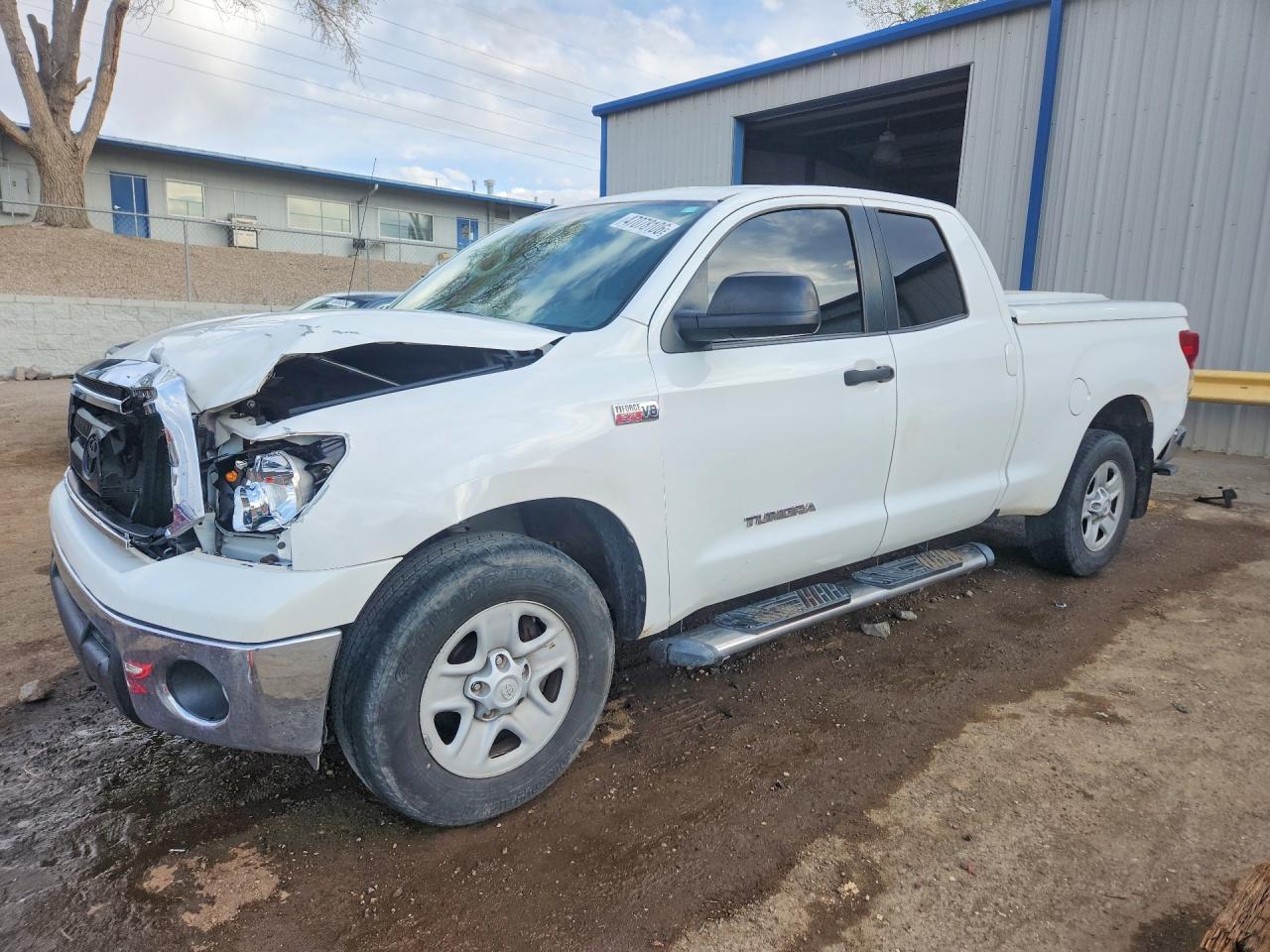 2013 TOYOTA TUNDRA