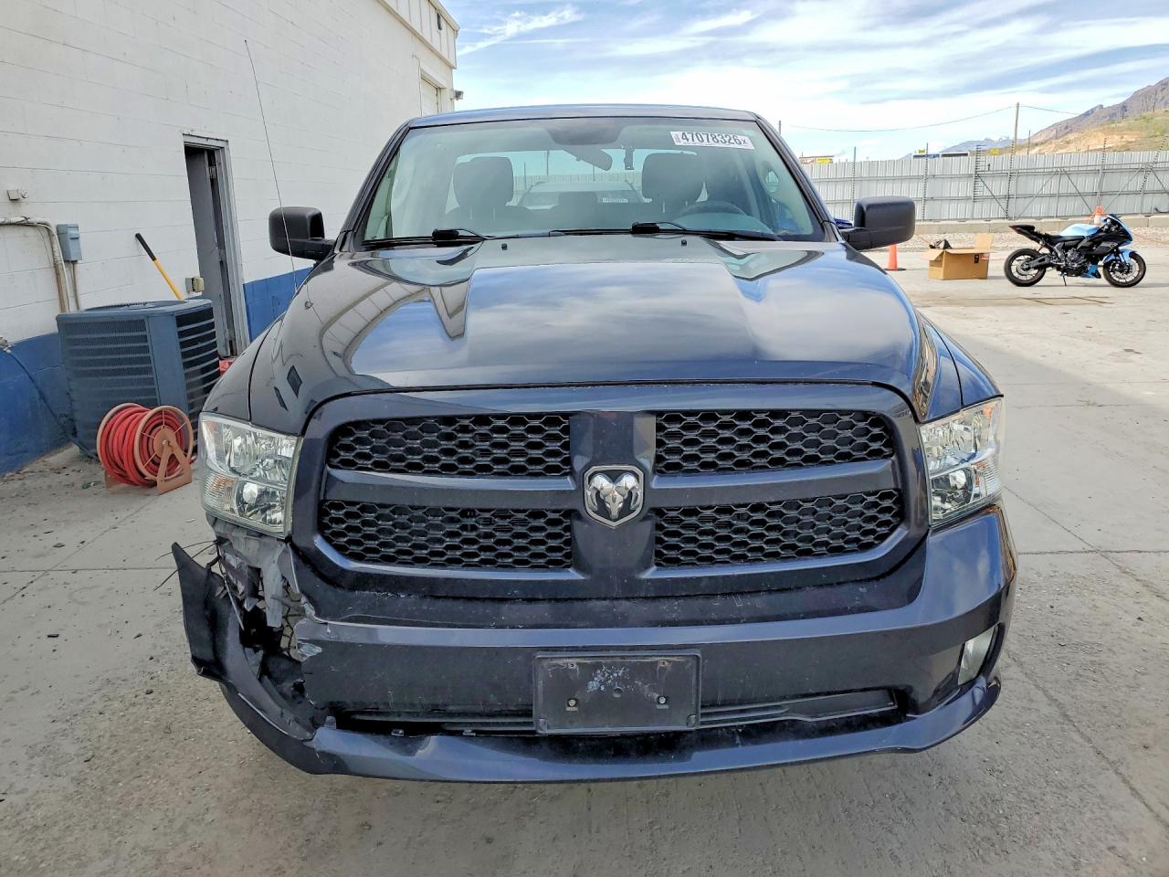 2019 RAM 1500 CLASSIC TRADESMAN photo 9