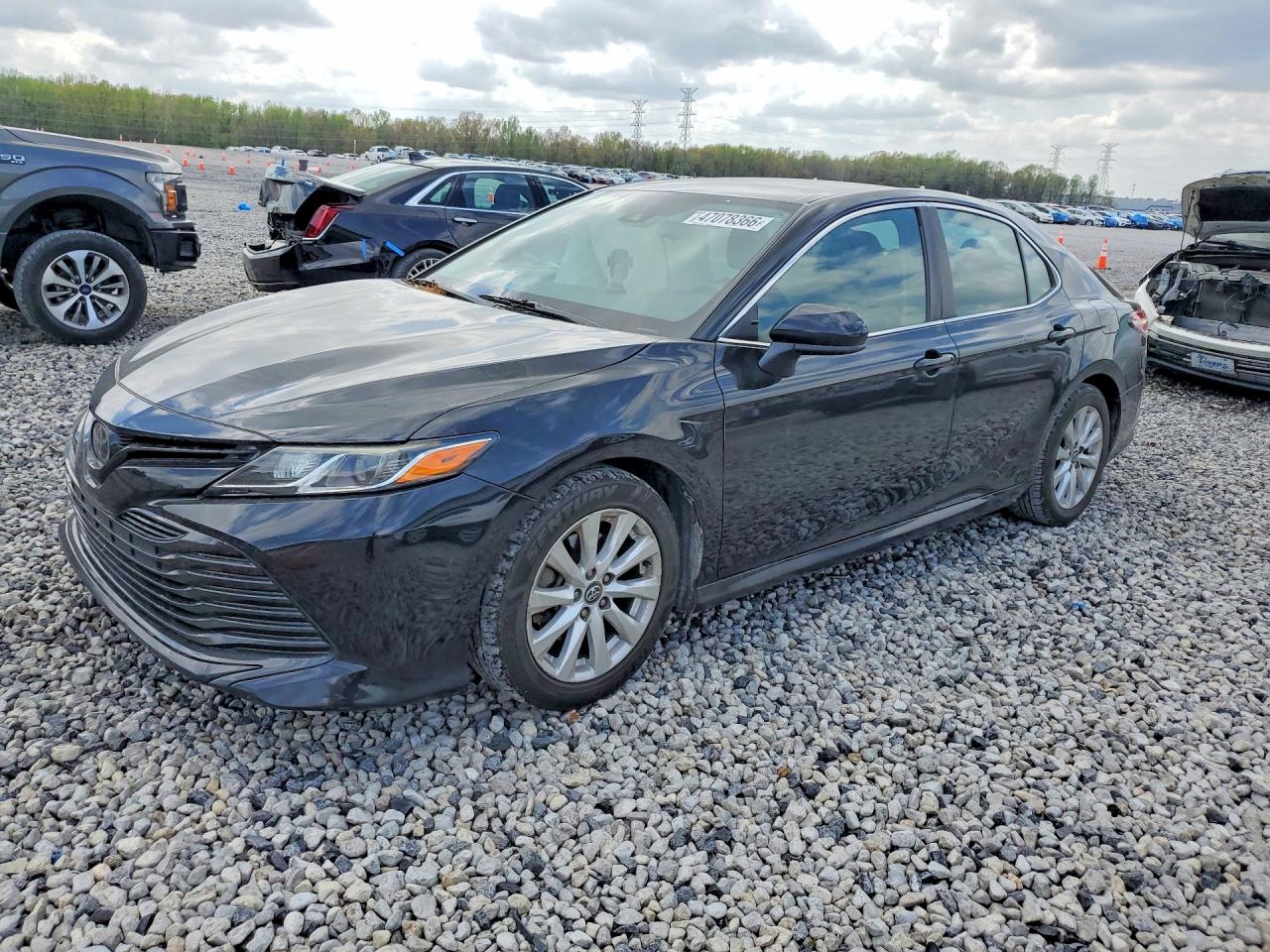 2019 TOYOTA CAMRY