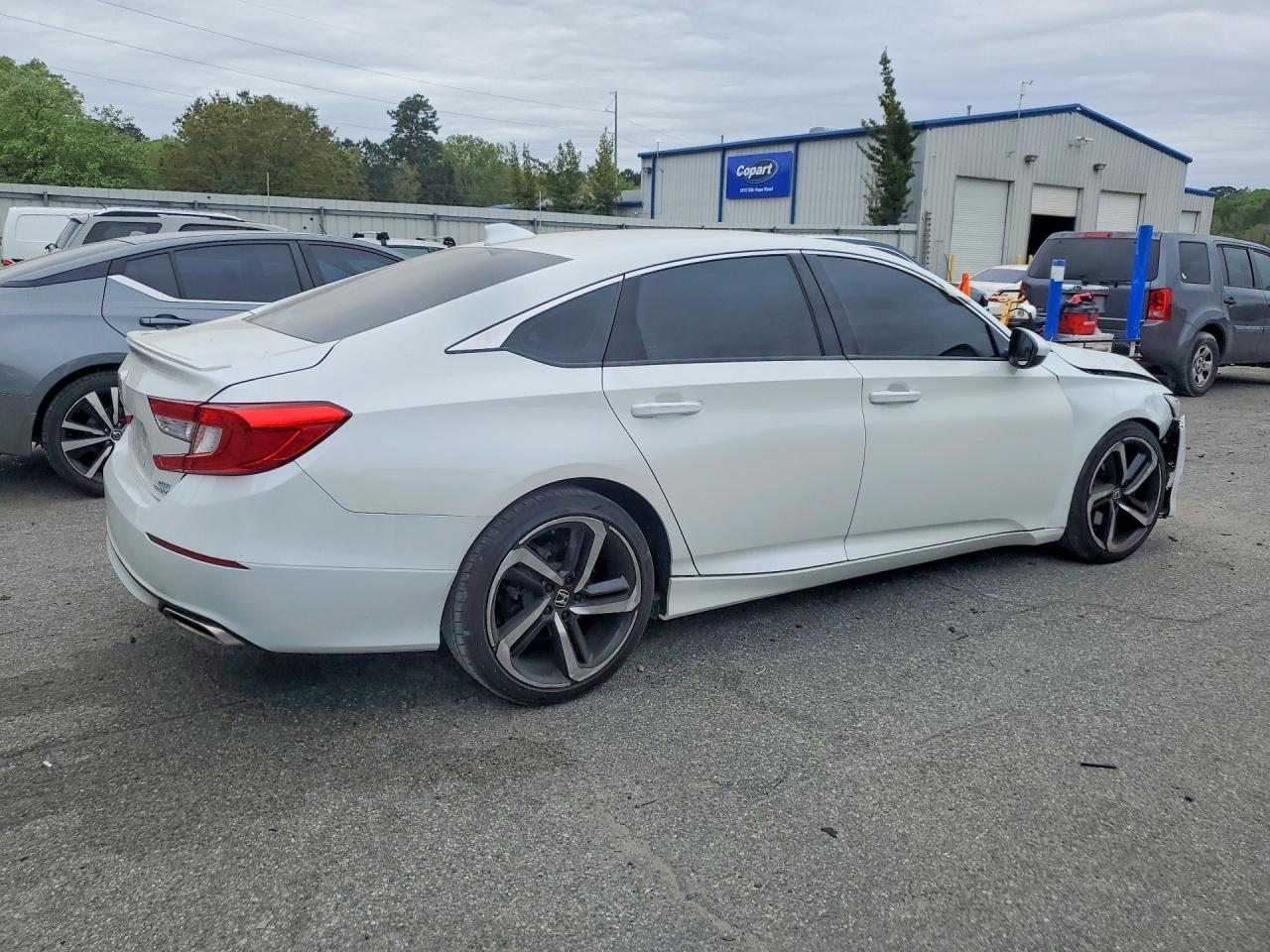2020 HONDA ACCORD SPORT photo 5