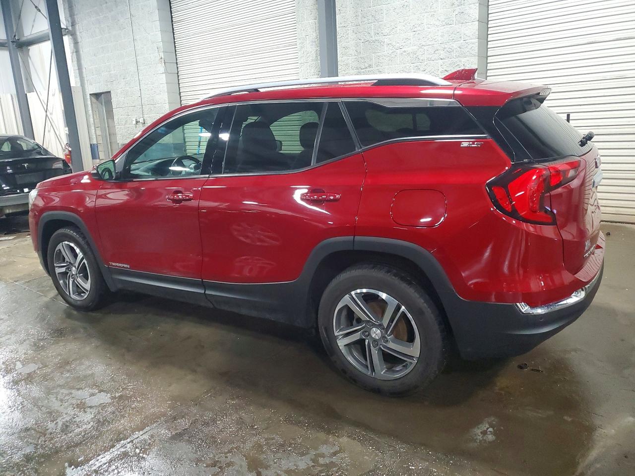 2019 GMC TERRAIN SLT photo 4