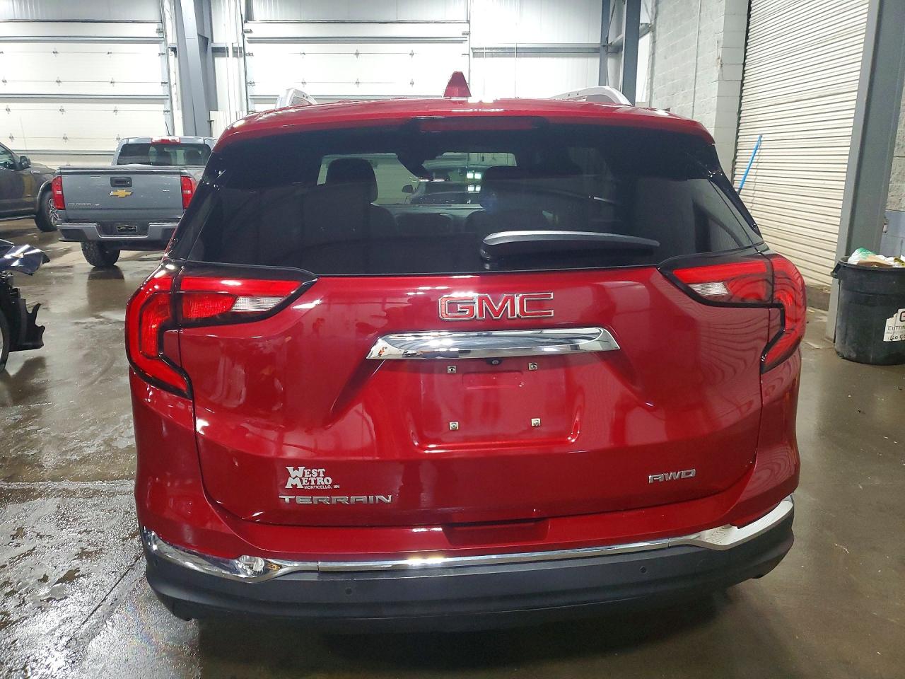 2019 GMC TERRAIN SLT photo 16