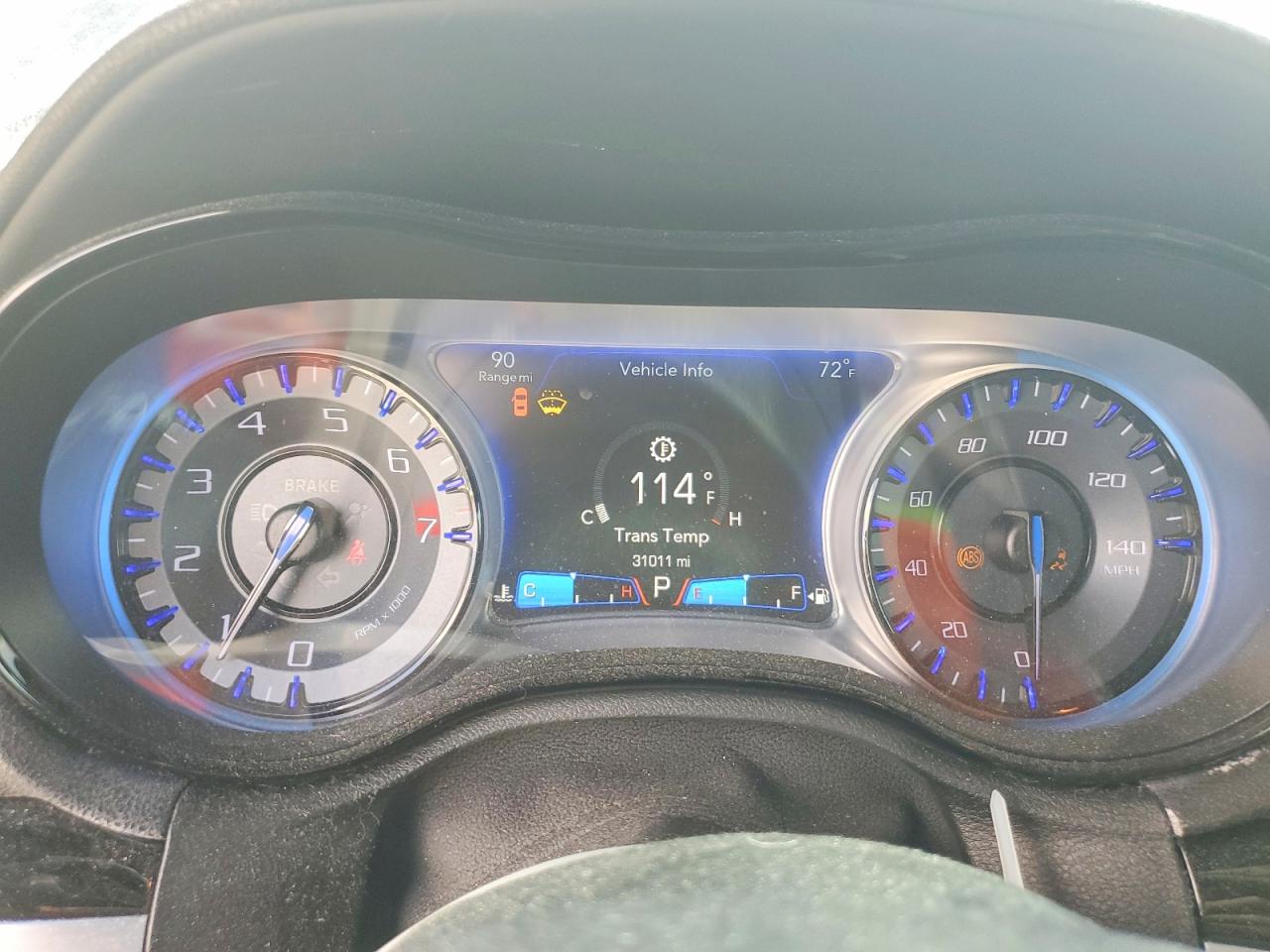 2018 CHRYSLER 300 S photo 25