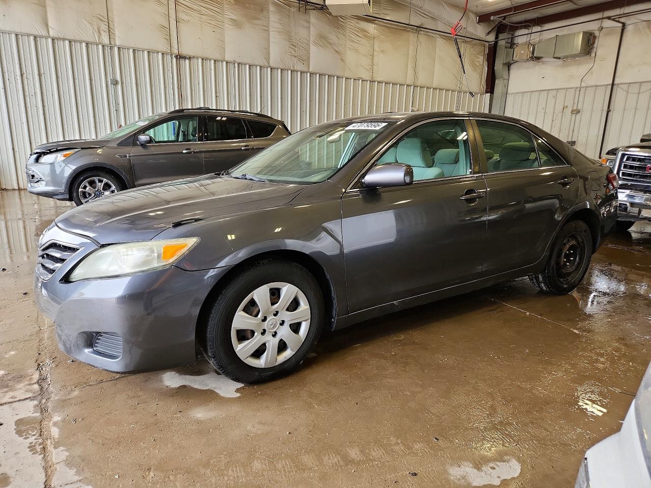 2010 TOYOTA CAMRY