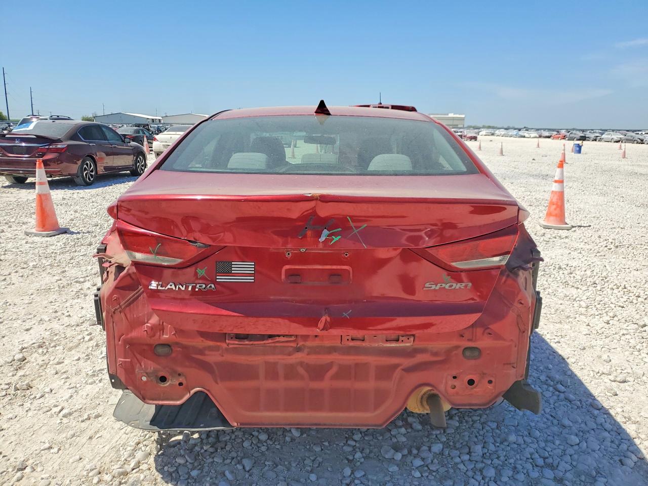 2017 HYUNDAI ELANTRA SE photo 6