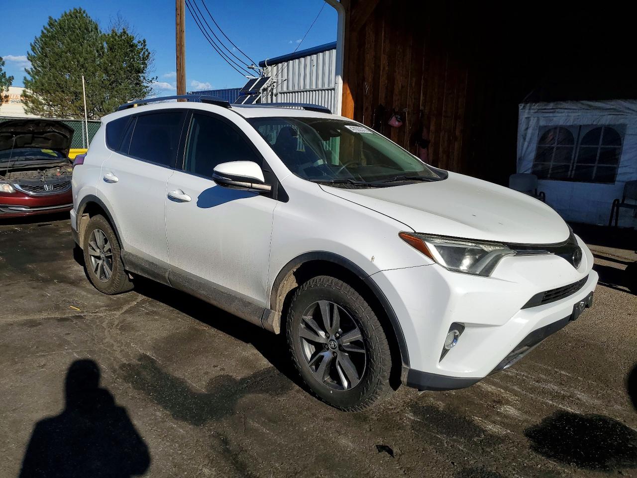 2017 TOYOTA RAV4 XLE photo 7