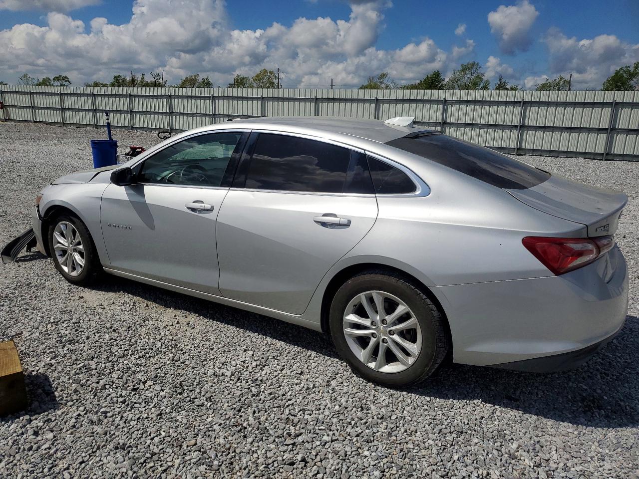 2020 CHEVROLET MALIBU LT photo 3