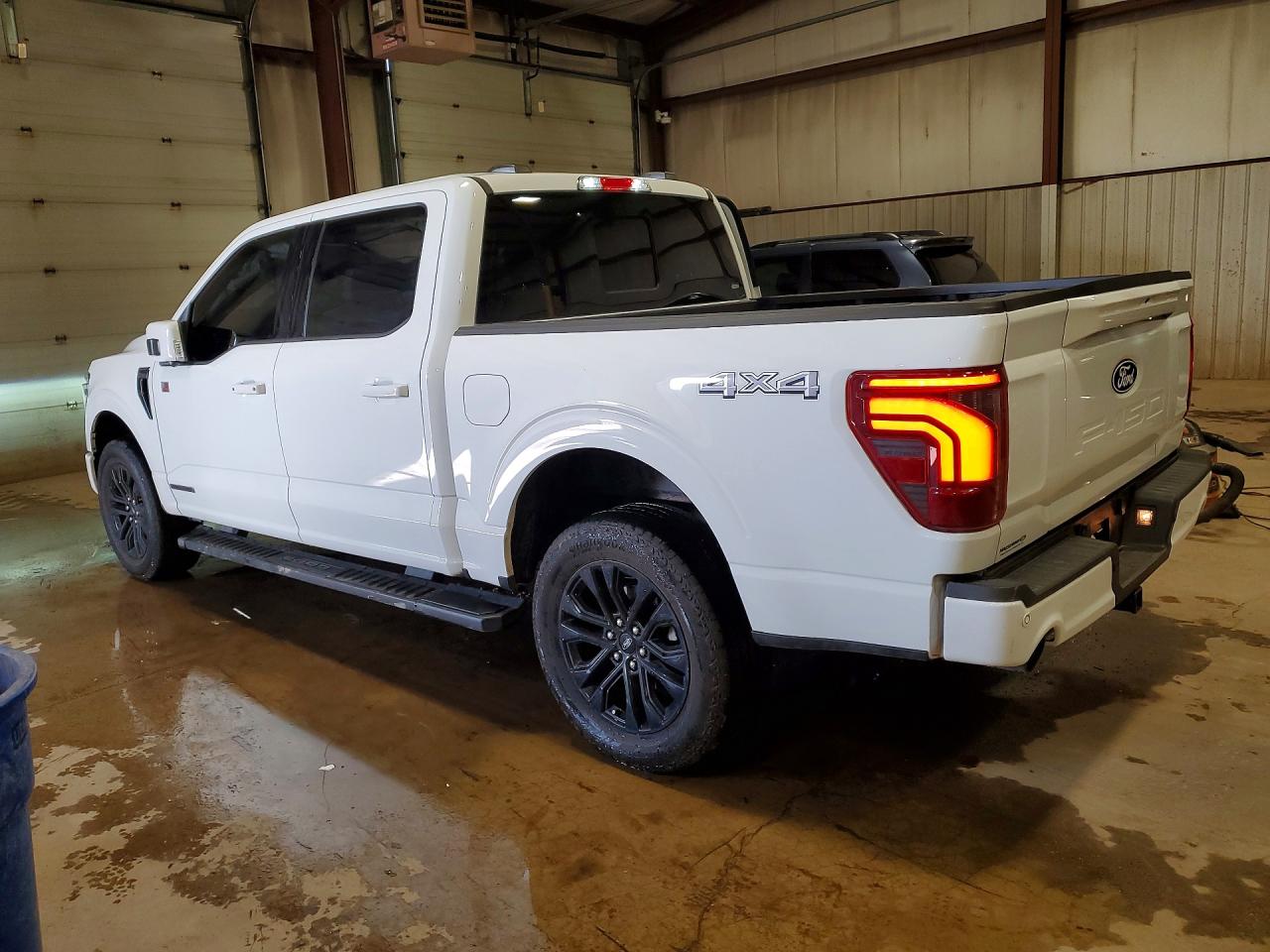 2025 FORD F150 LARIAT photo 3