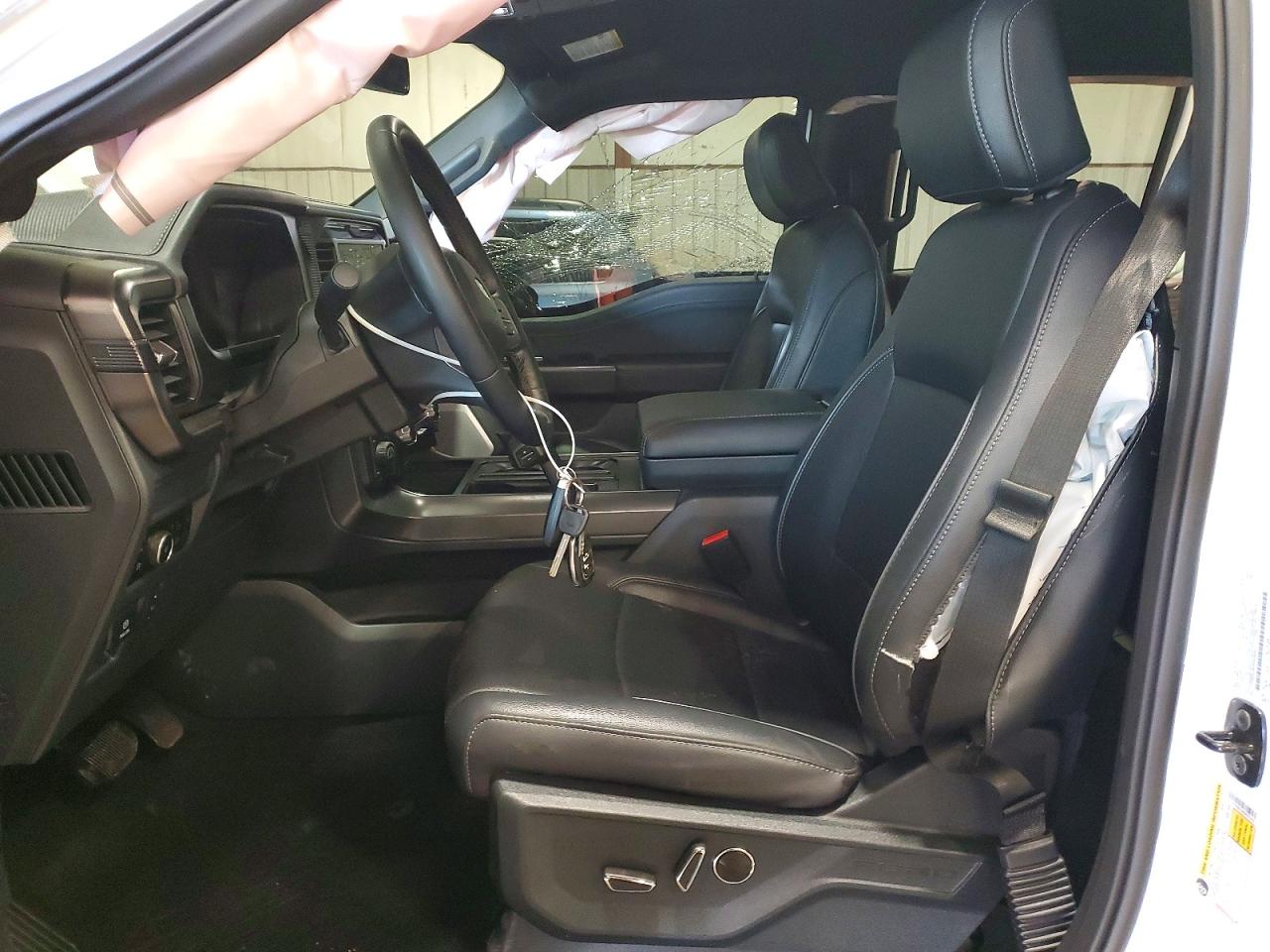 2025 FORD F150 LARIAT photo 13