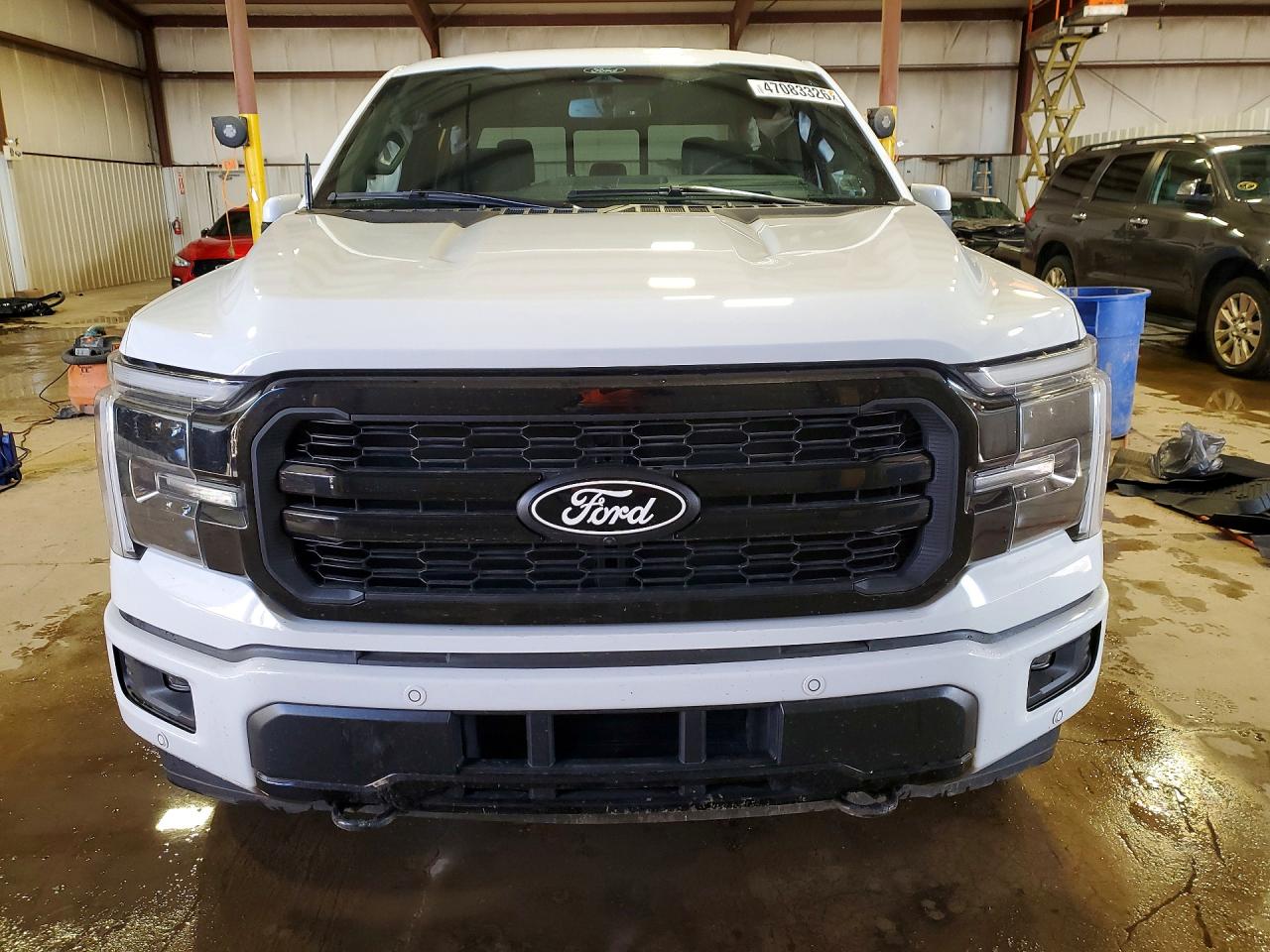 2025 FORD F150 LARIAT photo 9