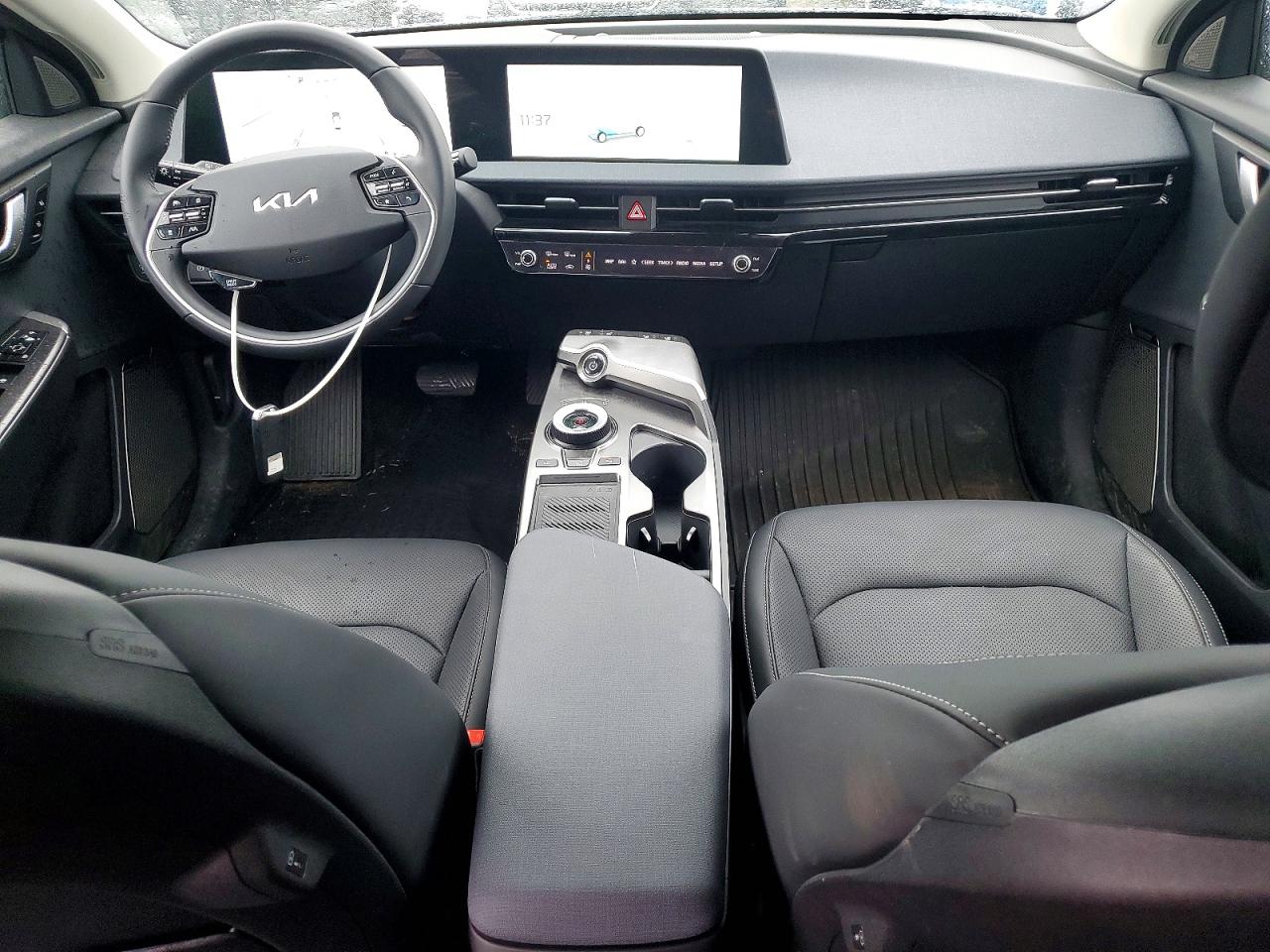 2024 KIA EV6 WIND photo 8